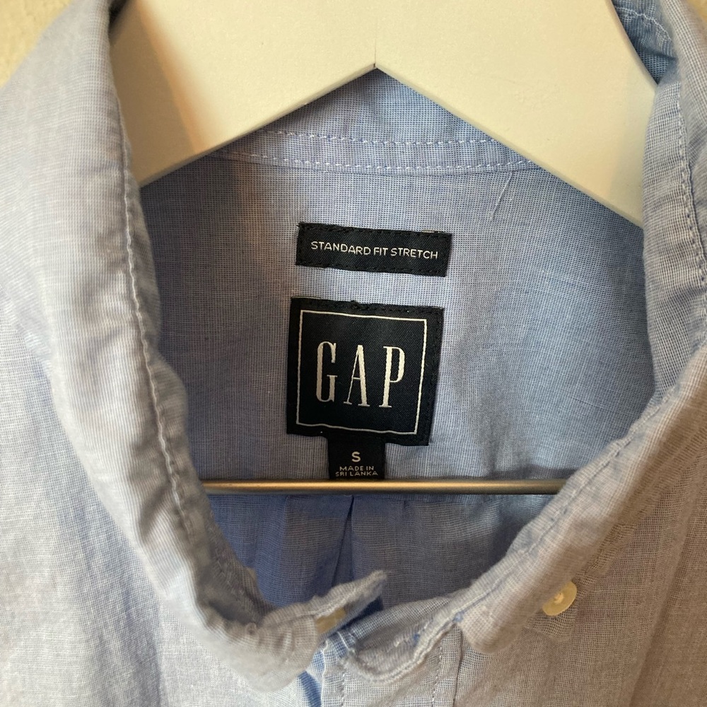 Gap Button Up - Picture 5 of 5